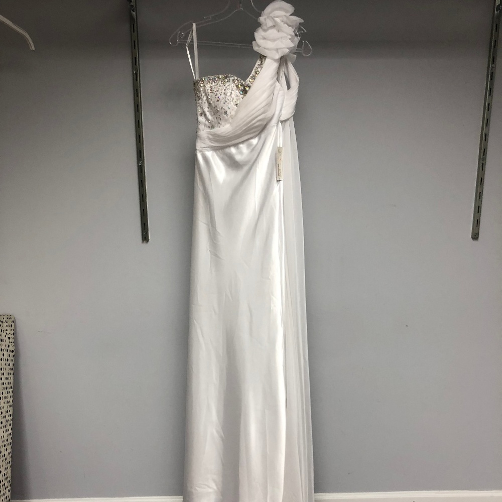 One shoulder gown with embellished floral accent